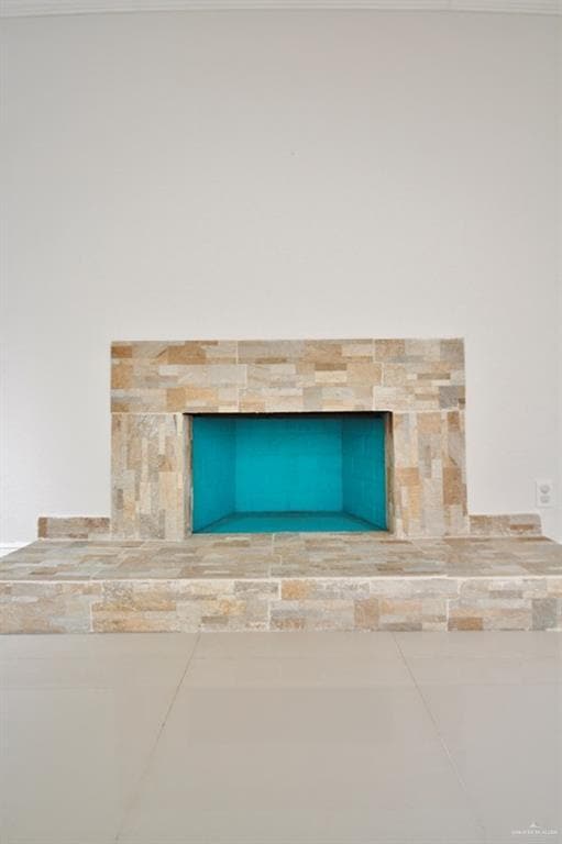 Building Photo - 23 Xanthisma Ave