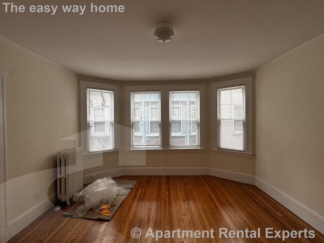 Building Photo - 156-158 Summer St Unit #315
