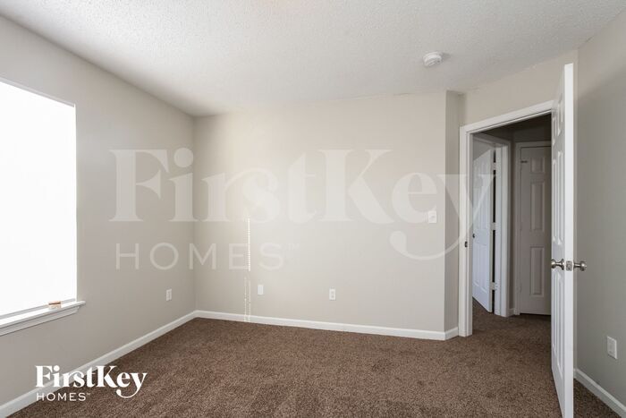 Building Photo - 15254 Fawn Meadow Dr
