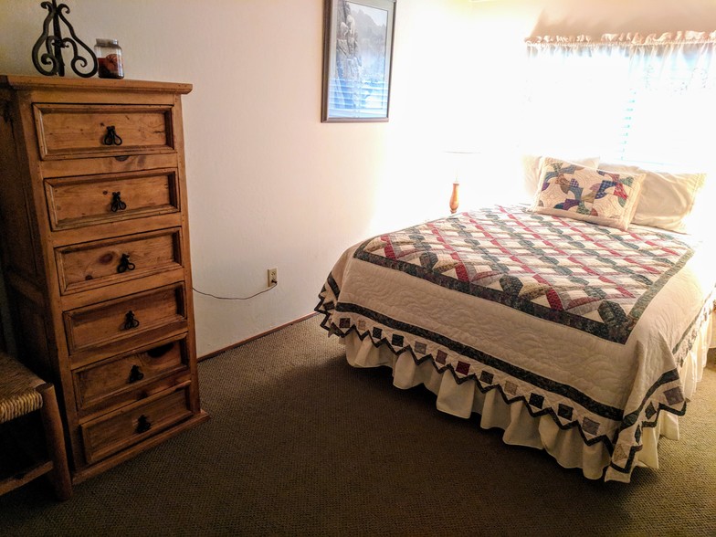 2nd bedroom - 845 Southwood Blvd