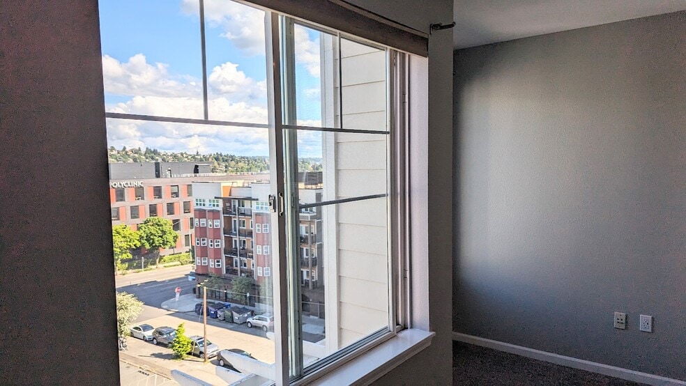 View SE - 1525 NW 57th St