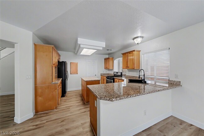 Building Photo - 7553 Treasure Chest St