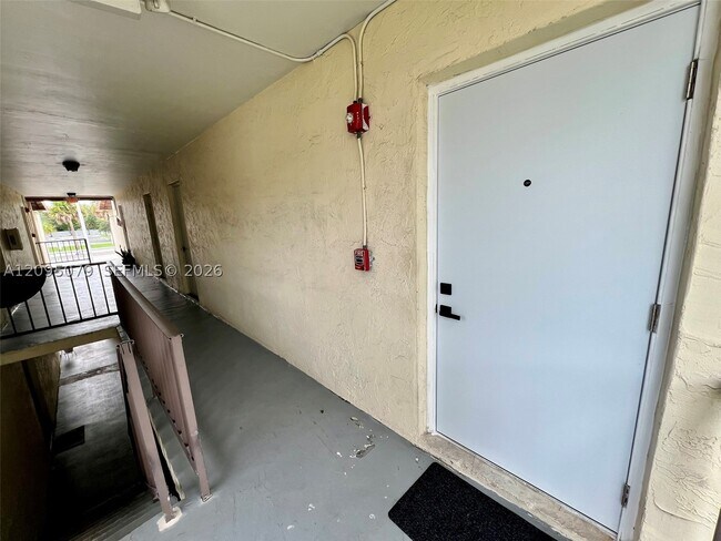 Building Photo - 7825 Miller Dr