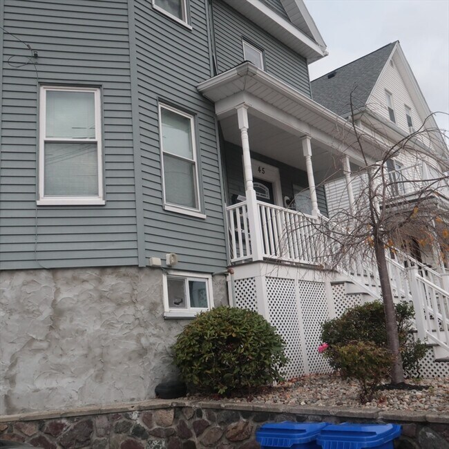 Building Photo - 45 Glenwood St