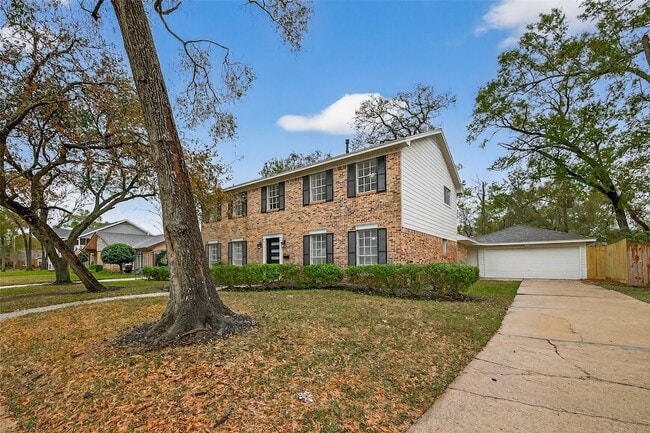 Building Photo - 422 Willow Vista Dr