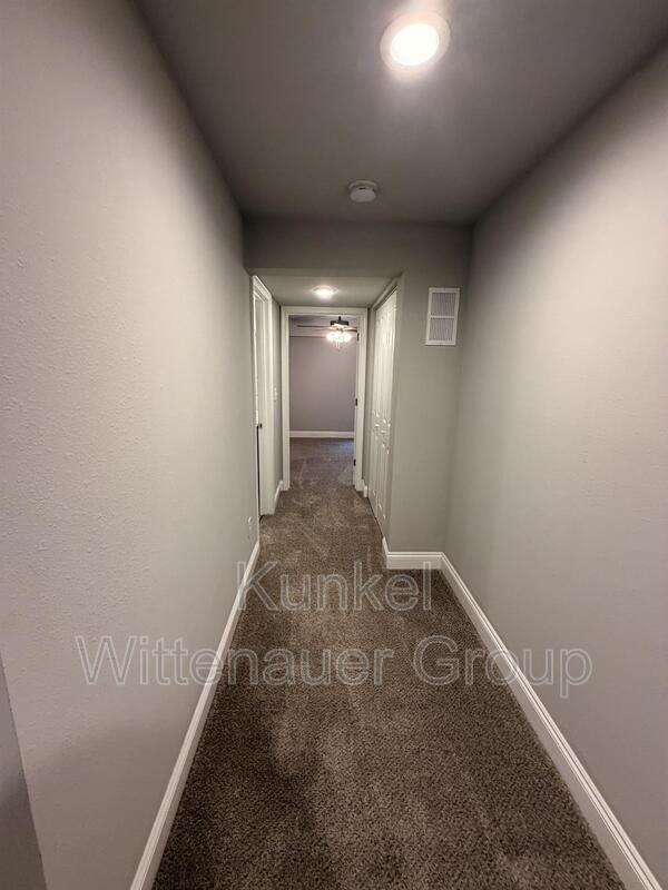 Building Photo - 8401-E ALLIED WAY