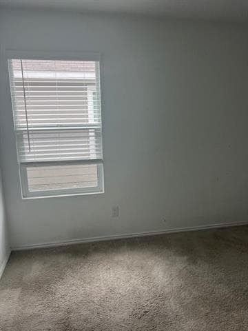 Building Photo - 153 Thresher Ln