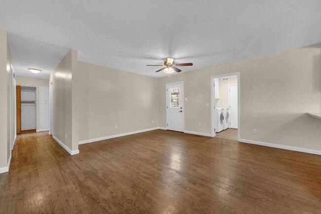 Building Photo - Northwest Fenced Yard One Story