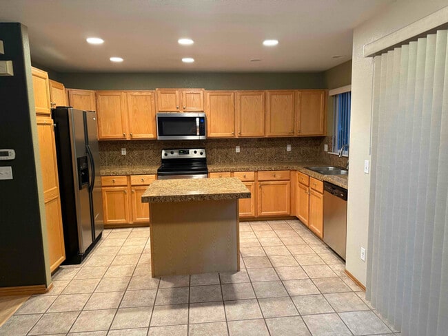 Building Photo - 9302 Wolfe Dr