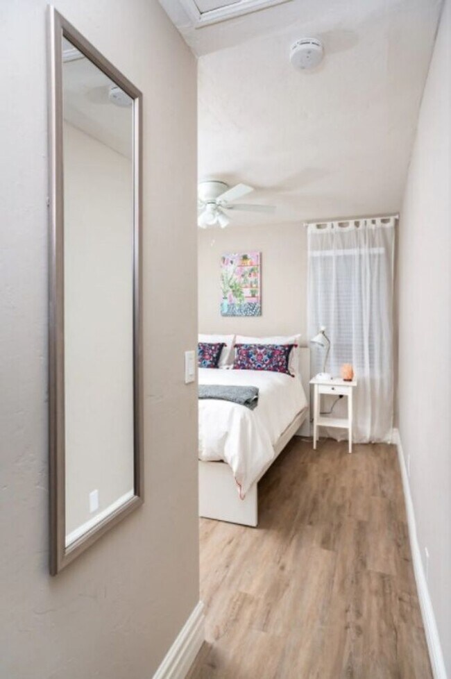 Building Photo - Old Town San Diego Unit