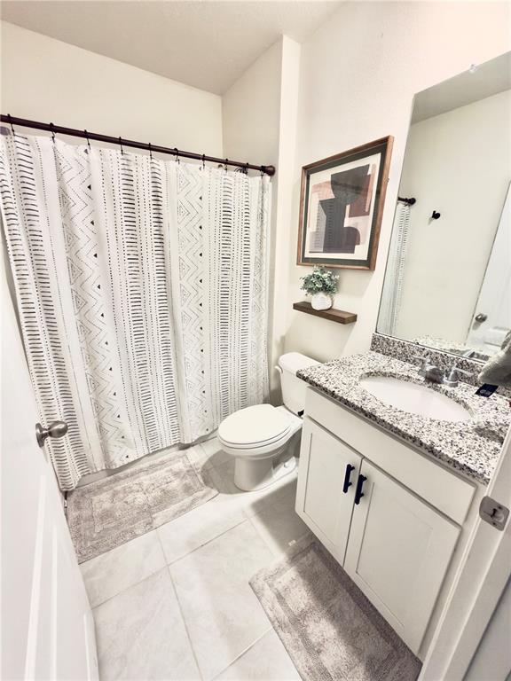 Building Photo - 512 Lily Ln