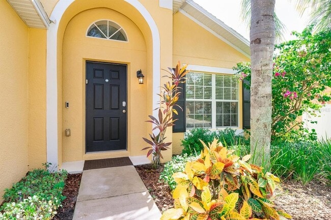 Building Photo - 2178 Royal Ridge Dr