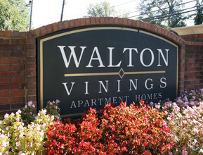 Building Photo - Walton Vinings