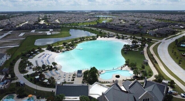 Building Photo - 15647 Baronial Castle Dr