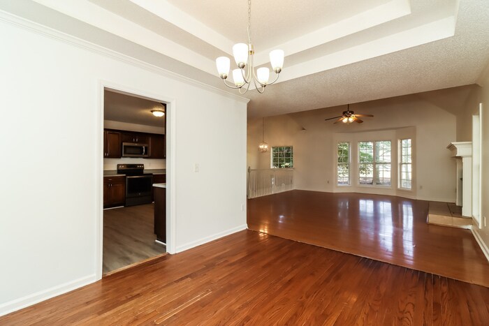 Building Photo - 389 Tapley Rd