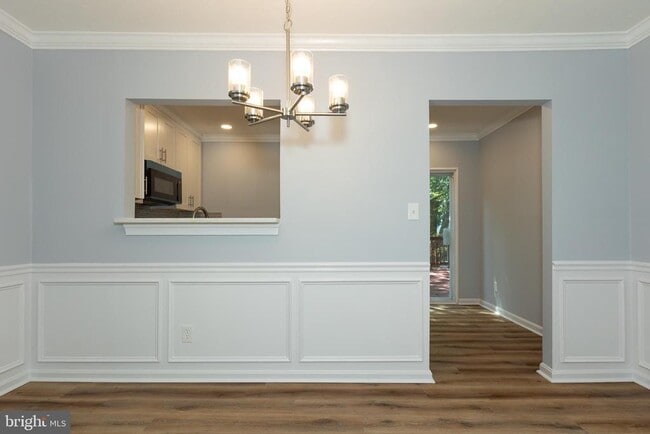 Building Photo - 13640 Deerwater Dr
