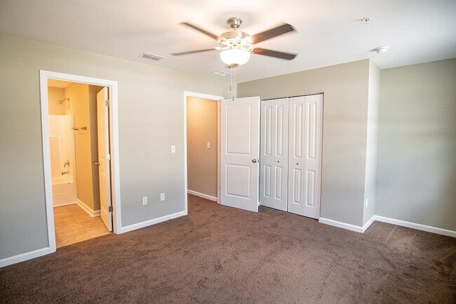 Building Photo - 2200 Del Carmel Way