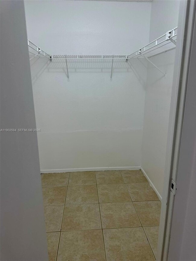 Building Photo - 10581 SW 155th Ct