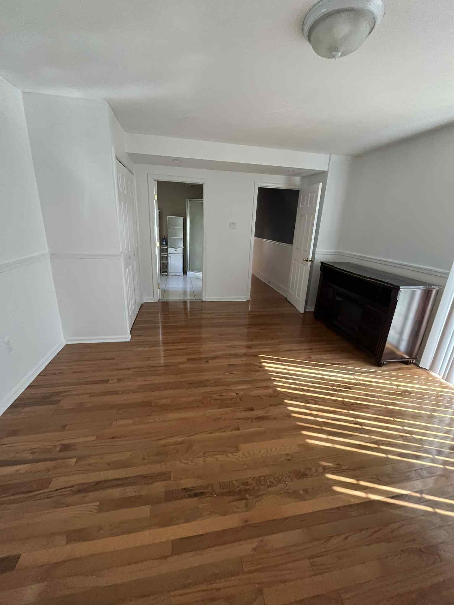 Biggest bedroom - 1368 High Ave