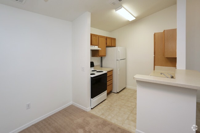 Interior Photo - Hampton Point