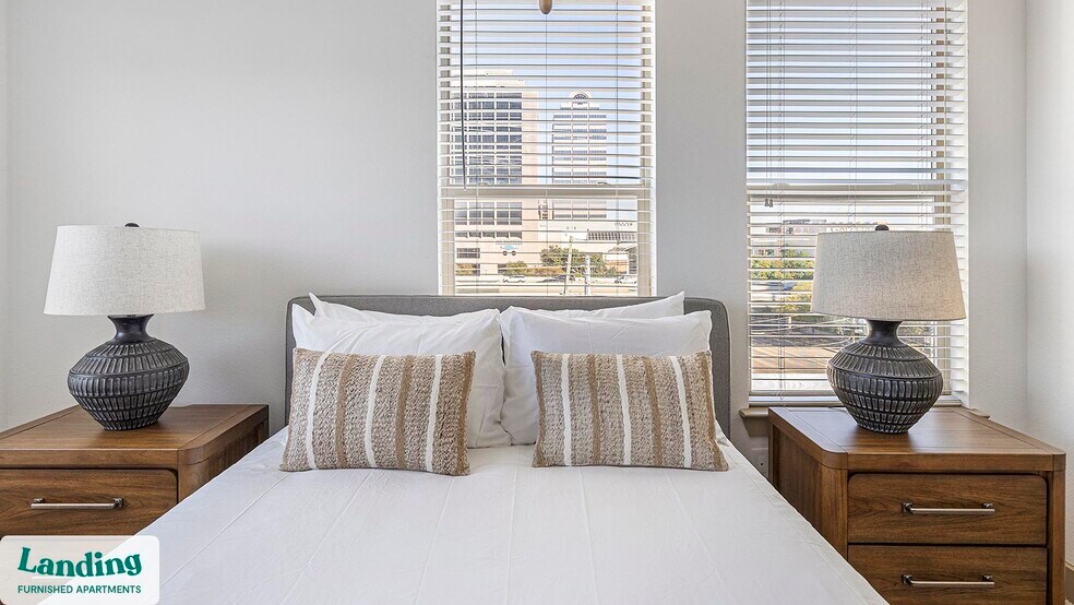 Building Photo - 5005 Galleria Dr