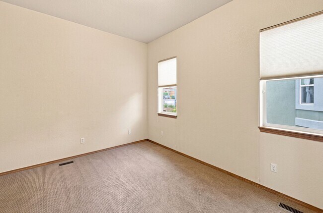 Building Photo - 8803 Wolf Lake Drive