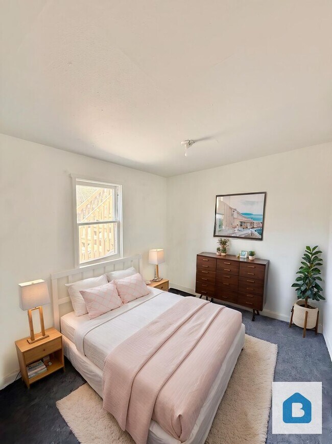 Building Photo - 309-311 Colorado Ave