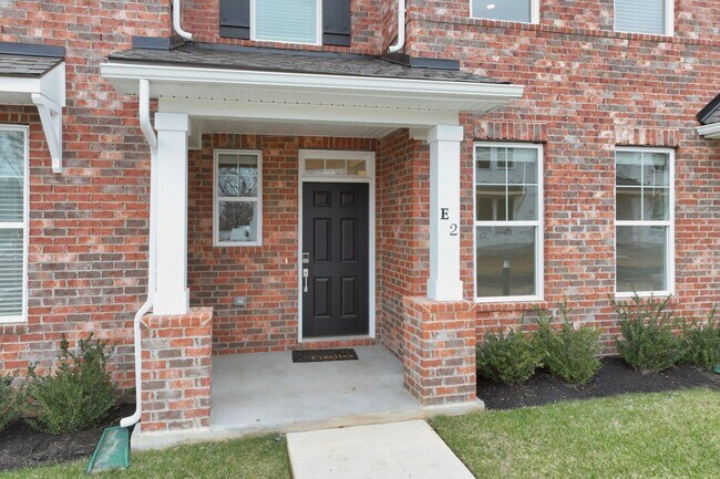 Building Photo - **BE THE LUCKY ONE TO LIVE IN THIS 2024-BUILT BRICK TOWNHOME IN THE VILLAS AT REGAL SQUARE FEATUR...