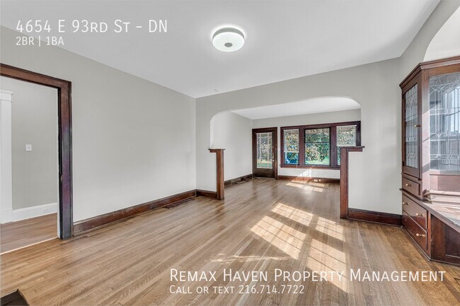 Building Photo - 4654 E 93rd St