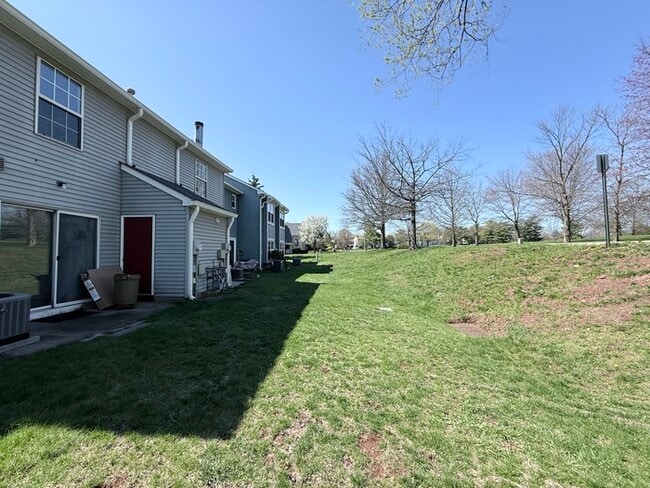 Building Photo - 171 Scobee Ln