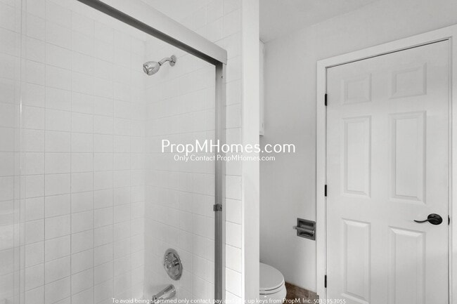 Building Photo - Sleek + Stylish Four Bedroom Escape in Palisades! DEPOSIT SPECIAL