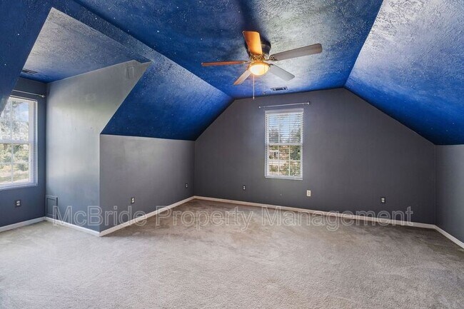 Building Photo - 3358 Tanglewood Dr