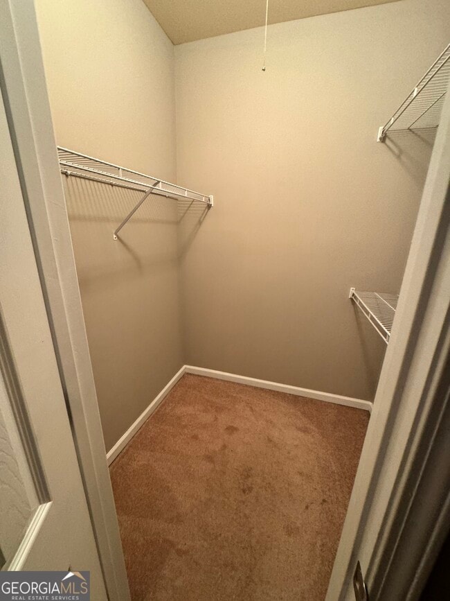 Building Photo - 376 Pointe Cir