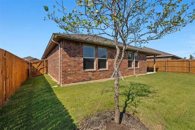 Building Photo - 552 Crestridge Dr N
