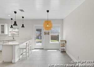 Building Photo - 6323 Myrtle Path