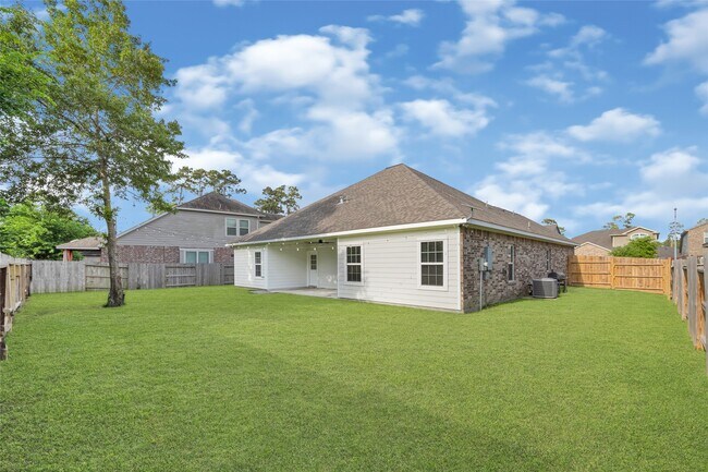 Building Photo - 15914 Tug Ct