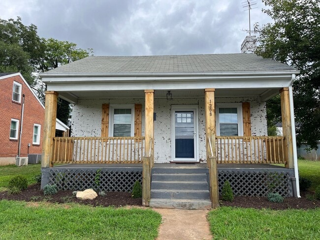Building Photo - One Story House with Covered Front Porch