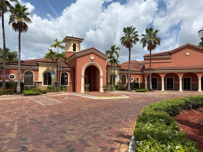 Building Photo - 4508 SW 160th Ave