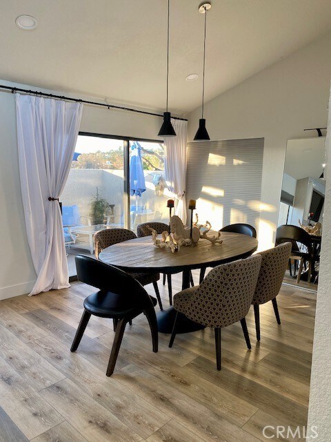 Building Photo - 31821 Via Flores