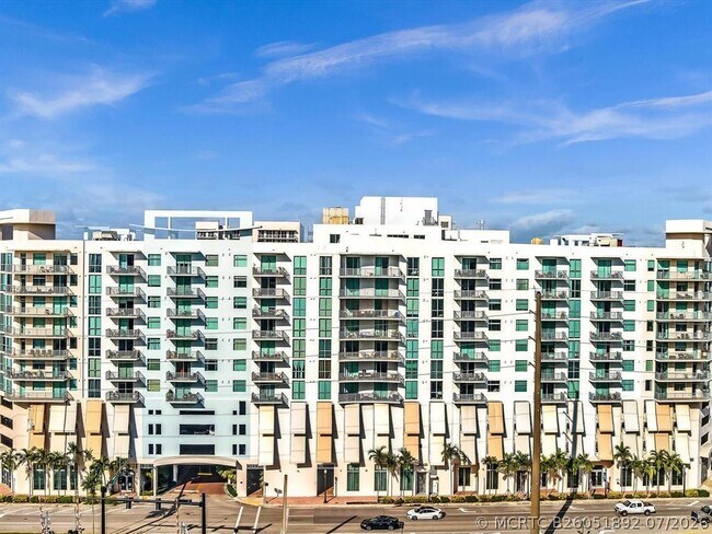 Building Photo - 140 S Dixie Hwy