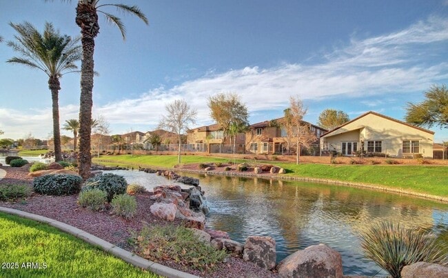 Building Photo - 931 E Canyon Way