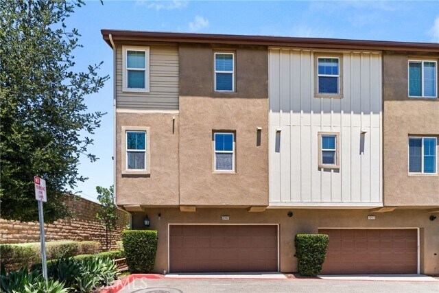 Building Photo - 12162 Diamond Dust Dr