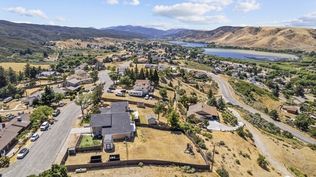 Building Photo - 14625 Flintstone Dr