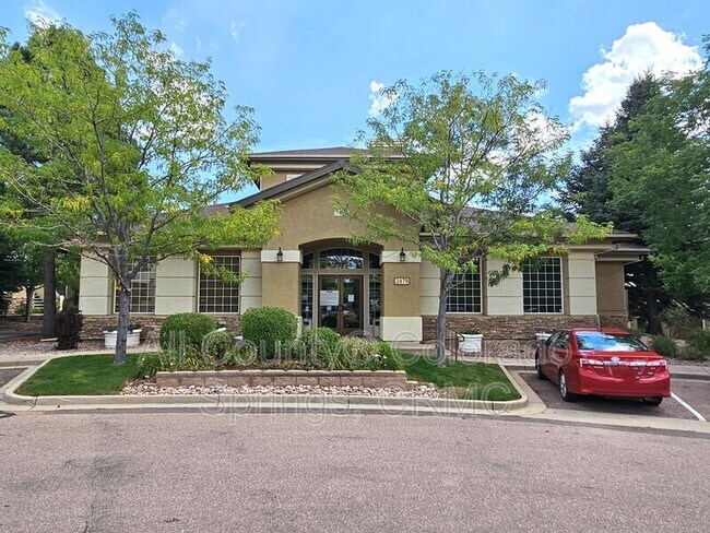 Building Photo - 3975 Riviera Grove
