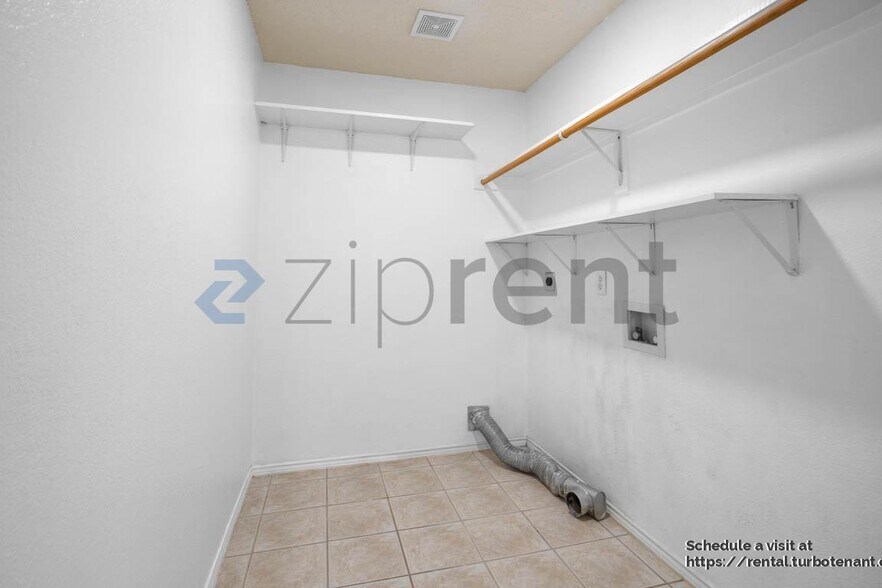 Building Photo - 432 Ponderosa Trail