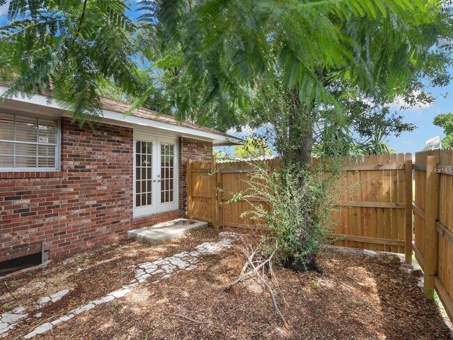 Building Photo - 2608 Constitution Blvd