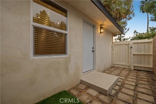 Building Photo - 7663 Sedan Ave