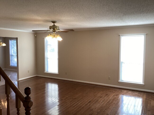 Building Photo - 6422 Levi Rd