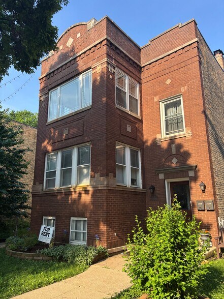 Building Photo - 3838 N Bernard St