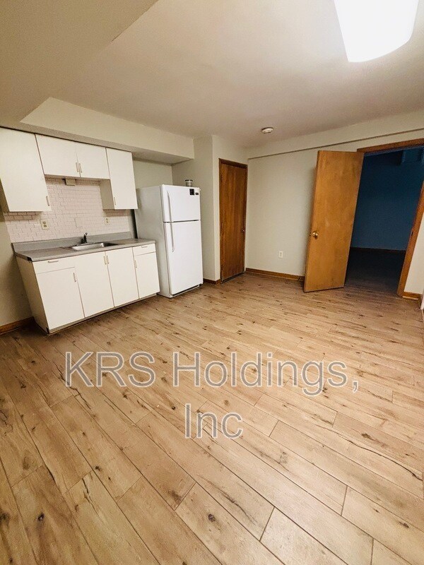Building Photo - 8416 Summit Acres Dr